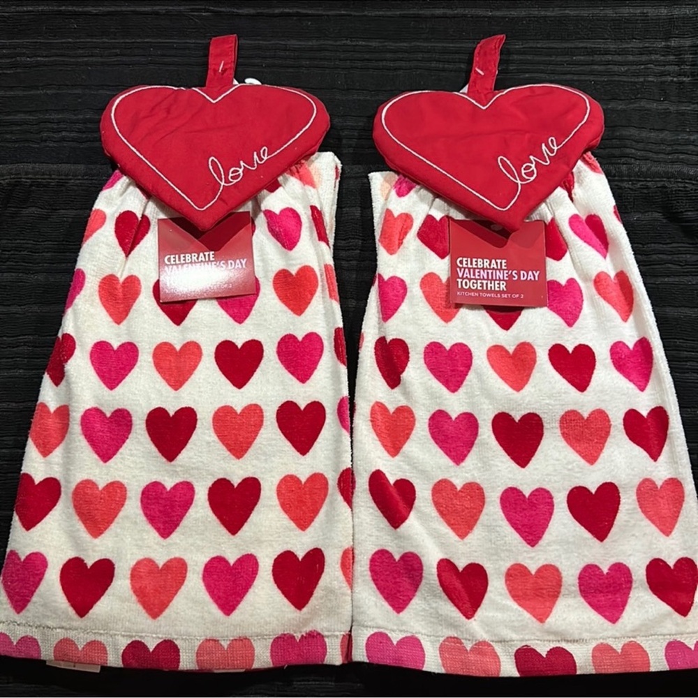 Valentine's Day Heart Tie-Top 2 Piece Kitchen
Towel Sets~NEW!(4 Piece Set)